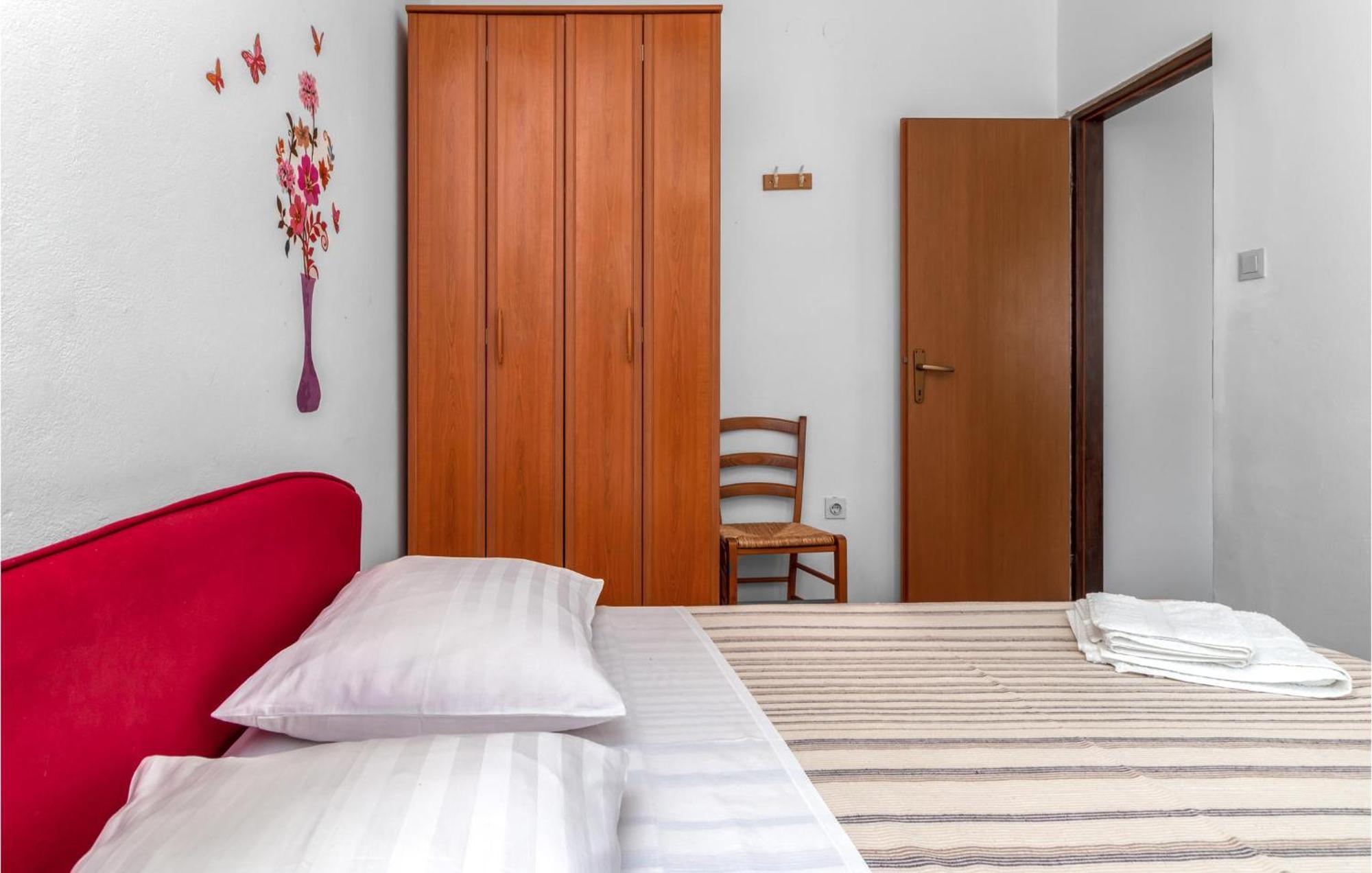 Nice Apartment In Jadranovo With Wifi Eksteriør bilde