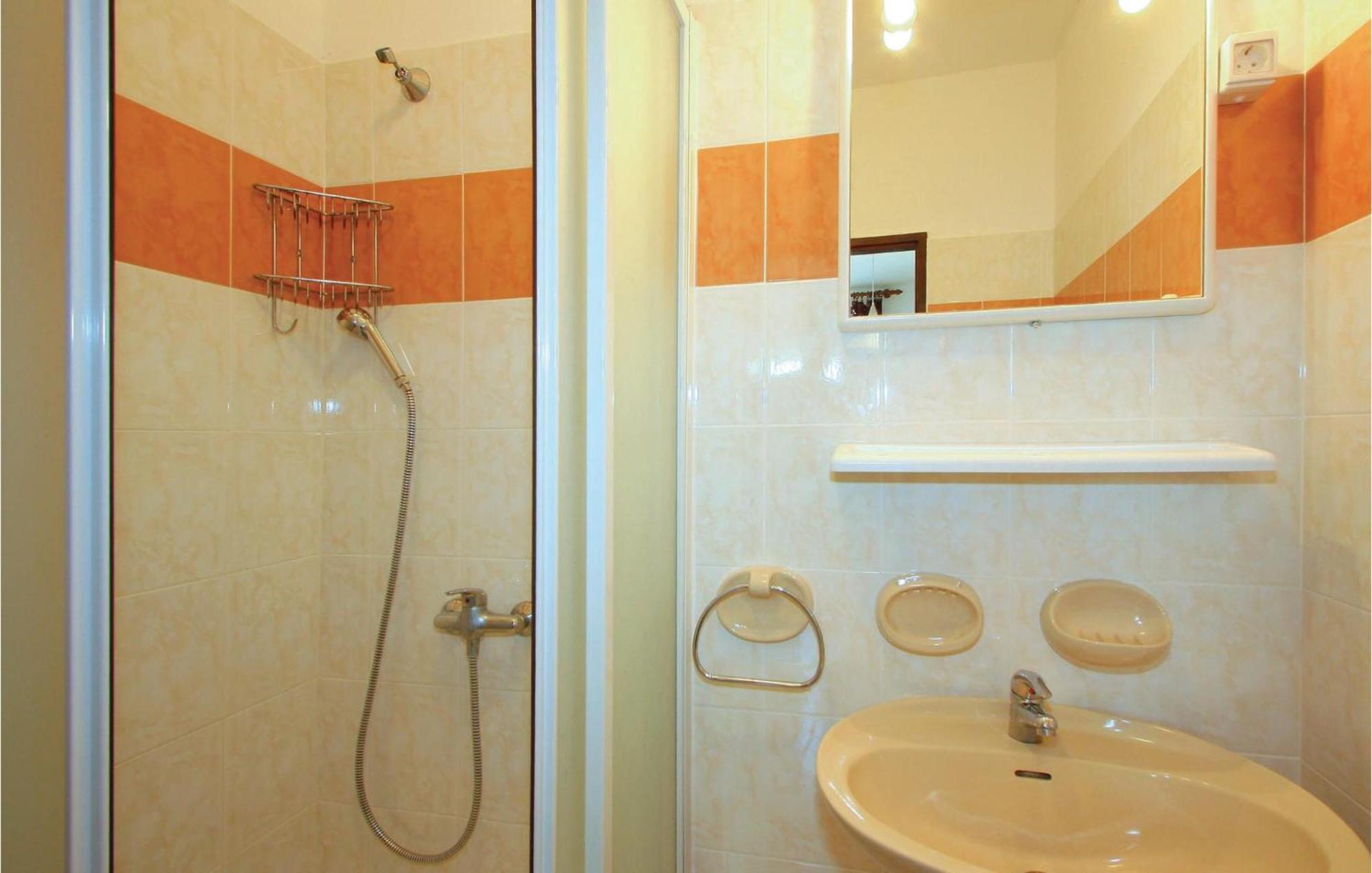 Nice Apartment In Jadranovo With Wifi Eksteriør bilde