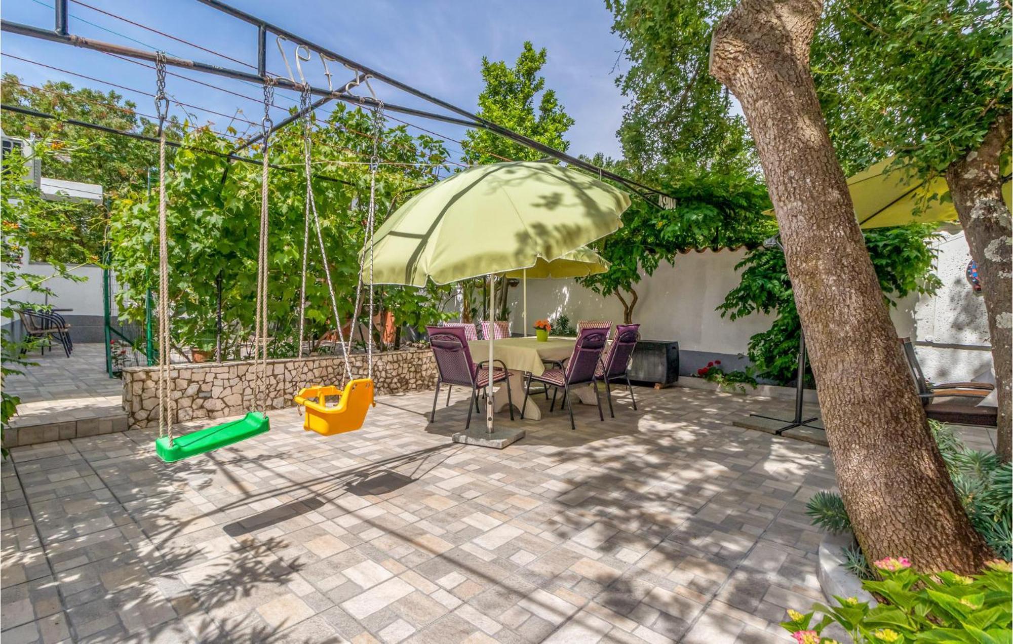 Nice Apartment In Jadranovo With Wifi Eksteriør bilde